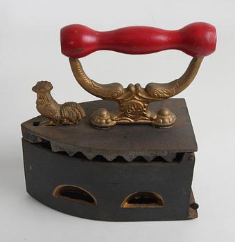 PARTI STRYKJÄRN, 9 delar. Mässing, järn.