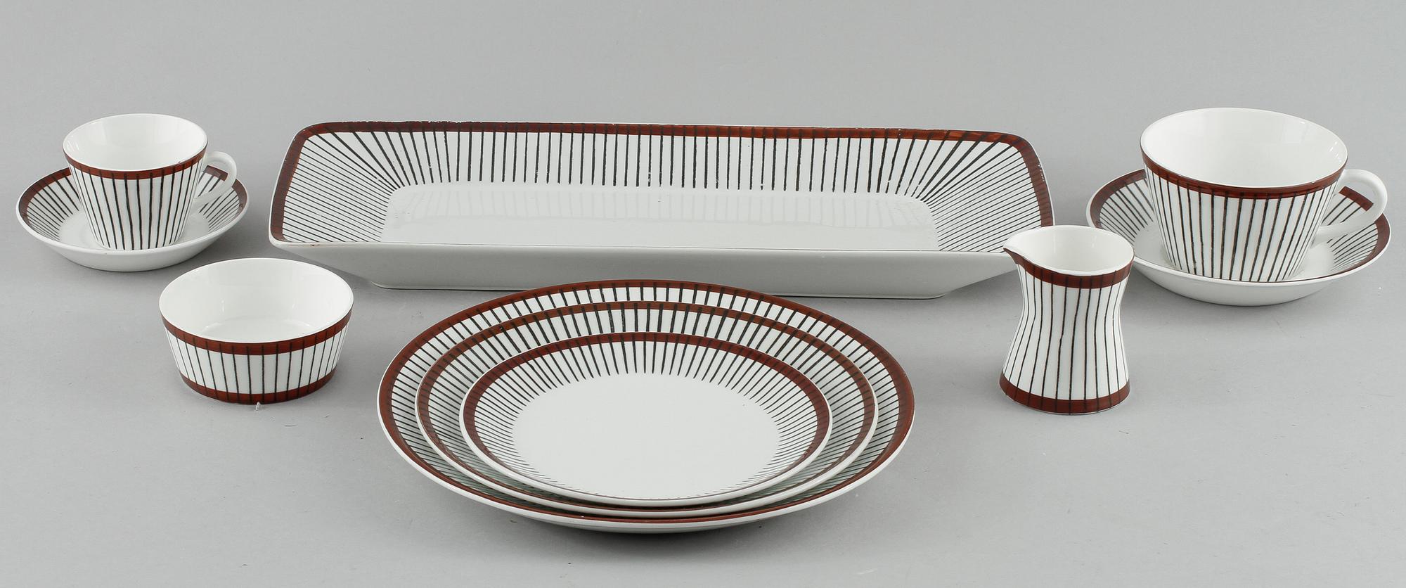 SERVISDELAR, 48 st, porslin, "Spisa Ribb", Stig Lindberg, Gustavsberg, 1955-1974.