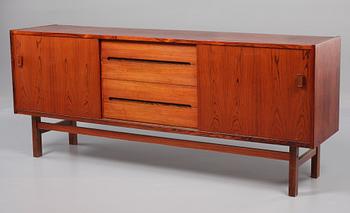 SIDEBOARD, "Arild", Nils Jonsson för Troeds, Bjärnum, 1960-tal.