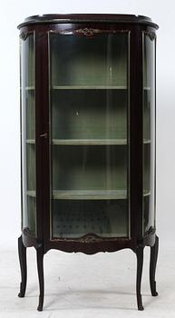 VITRINSKÅP, Louis XVI-stil, 1900-talets mitt.
