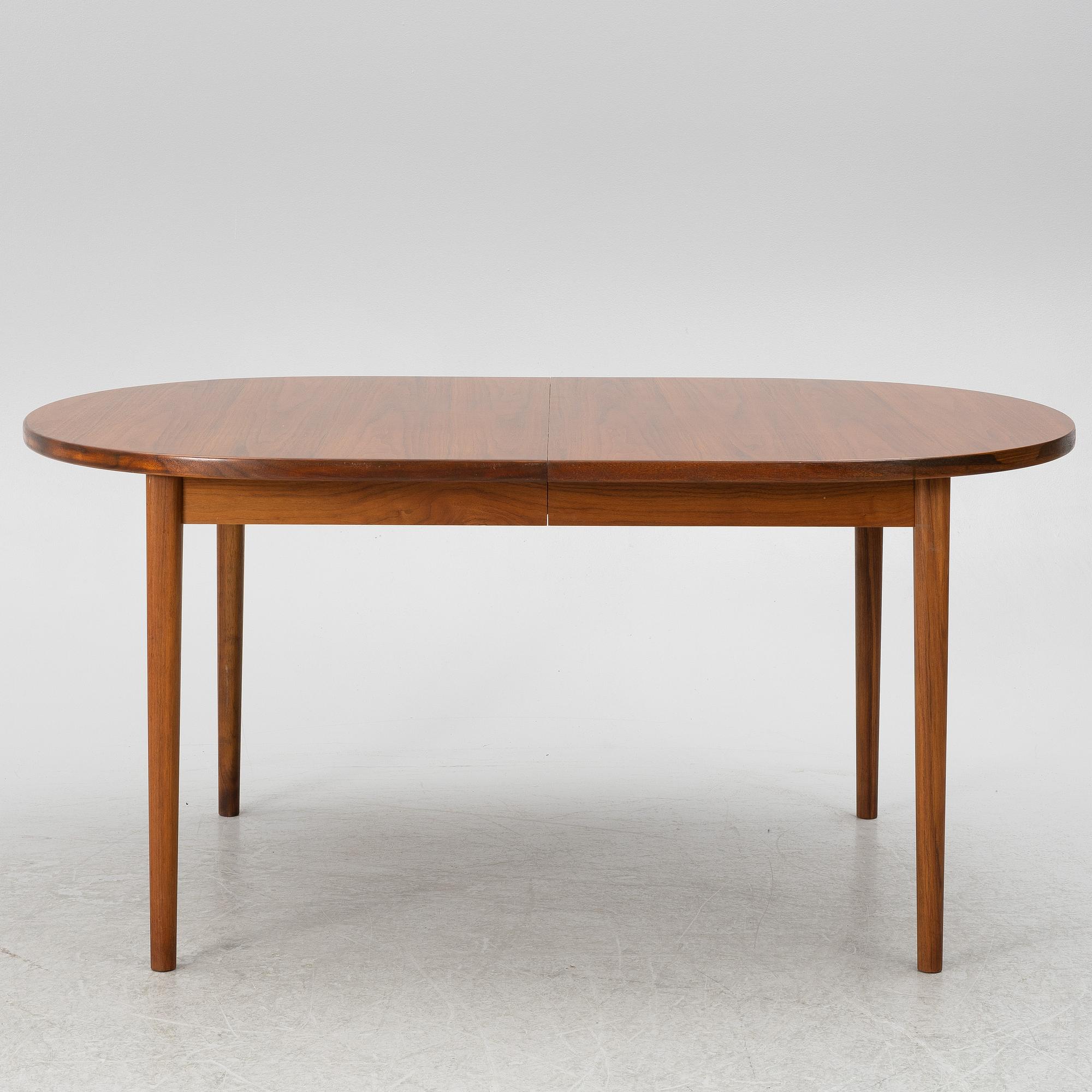 Nils Jonsson, matbord med 6 stolar, Troeds.