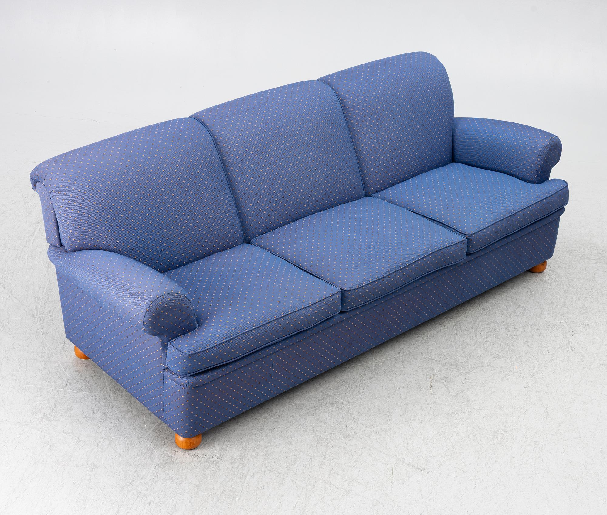 Josef Frank, a model 703 sofa, Svenskt Tenn. 2011.