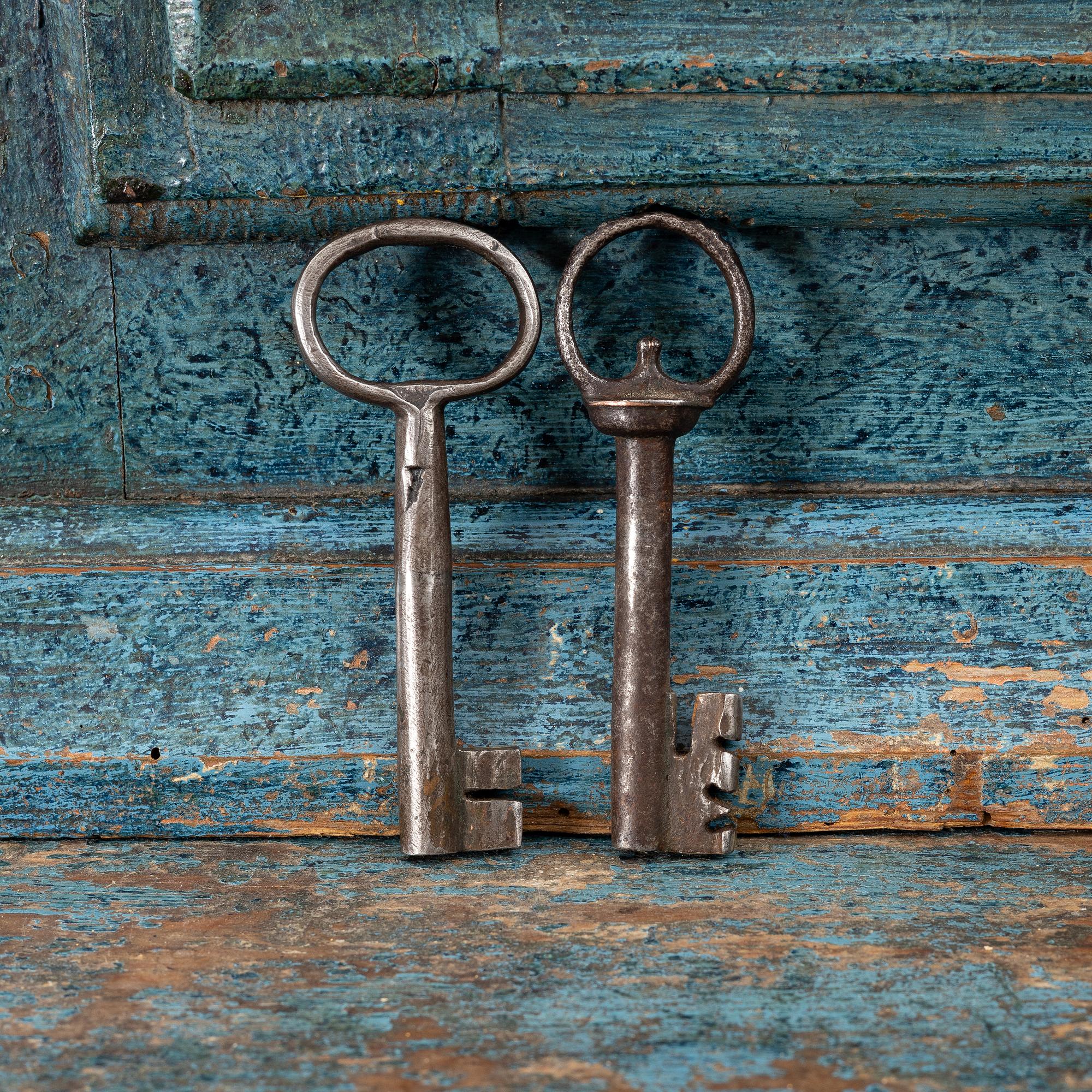 A painted late Baroque cabinet, 18th century.