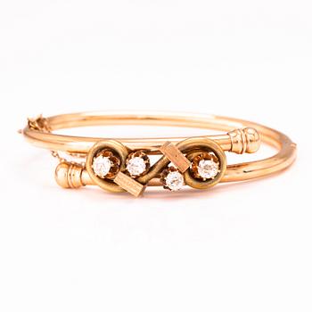 ARMRING, 14K guld, gammalslipade diamanter ca 1 ct tot. Ryssland, sekelskiftet 1800/1900.