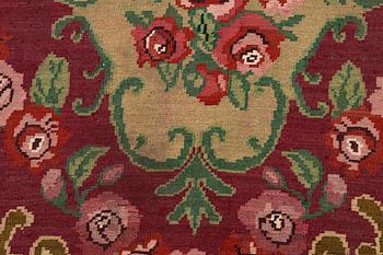 Carpet, Bessarabian kelim, so-called rose kelim, approx. 335 x 215 cm.