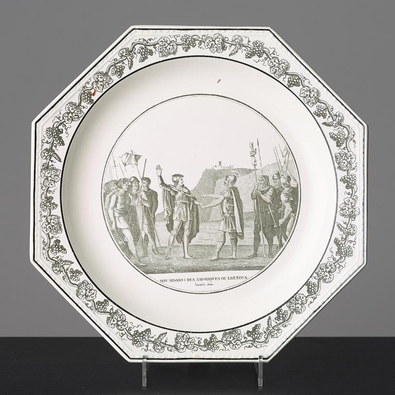 A set of six cream ware dinner plates, France Creil, 19th Century.