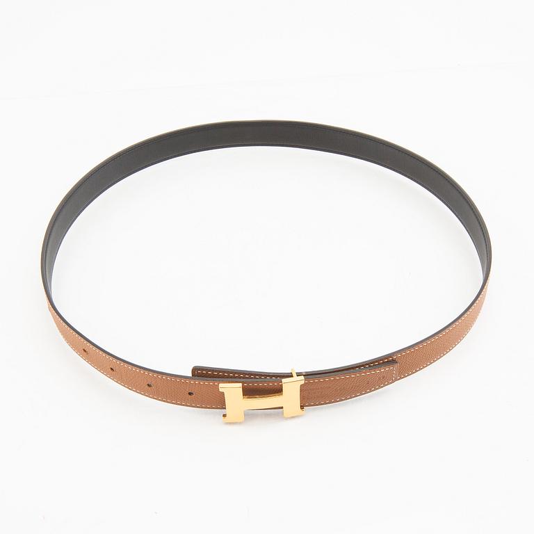 Hermès, a leather belt Constance 2021.