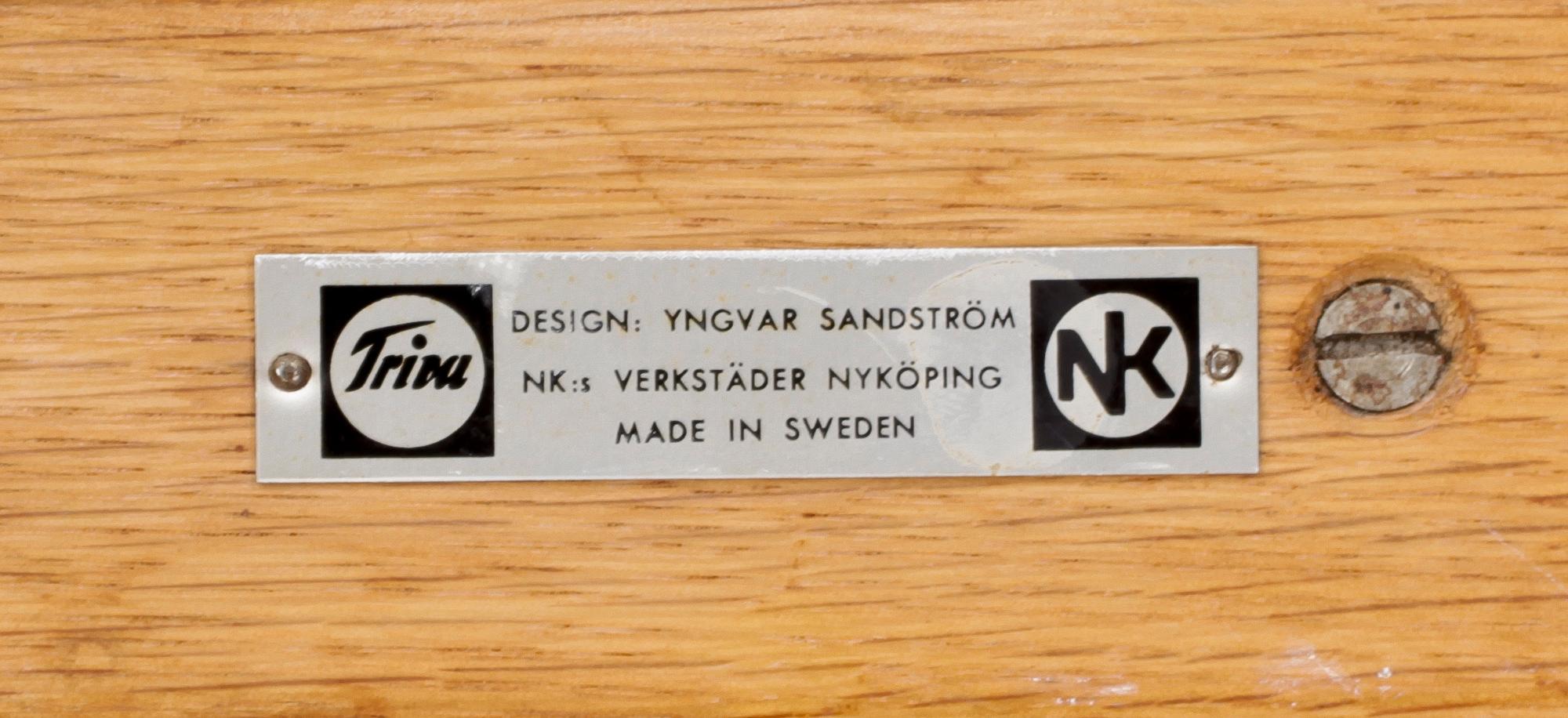 BÄNK, "Tokyo", brickmärkt Yngvar Sandström, för NK:s Triva serie, 1900-tal.