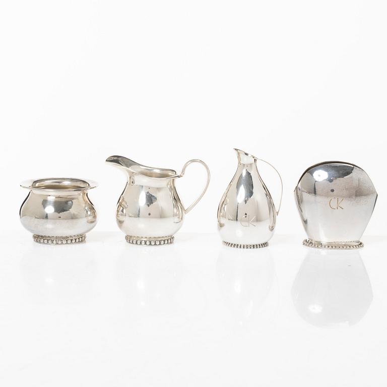 Silver, 7 pieces, Germany, 20th century.