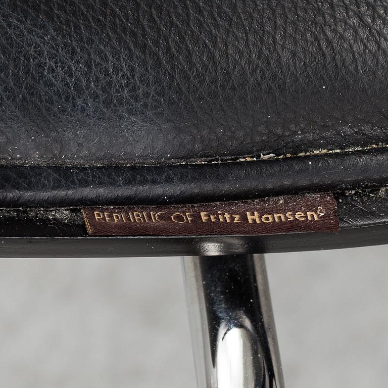 ARNE JACOBSEN, four 'Series 7' chairs from Fritz Hansen, Denmark, 2016.