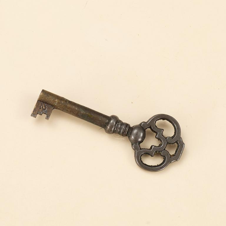 Sideboard, gustaviansk stil, Oscar Edv. Ekelunds Snickerifabriks AB, Virserum, 1900-talets andra hälft.