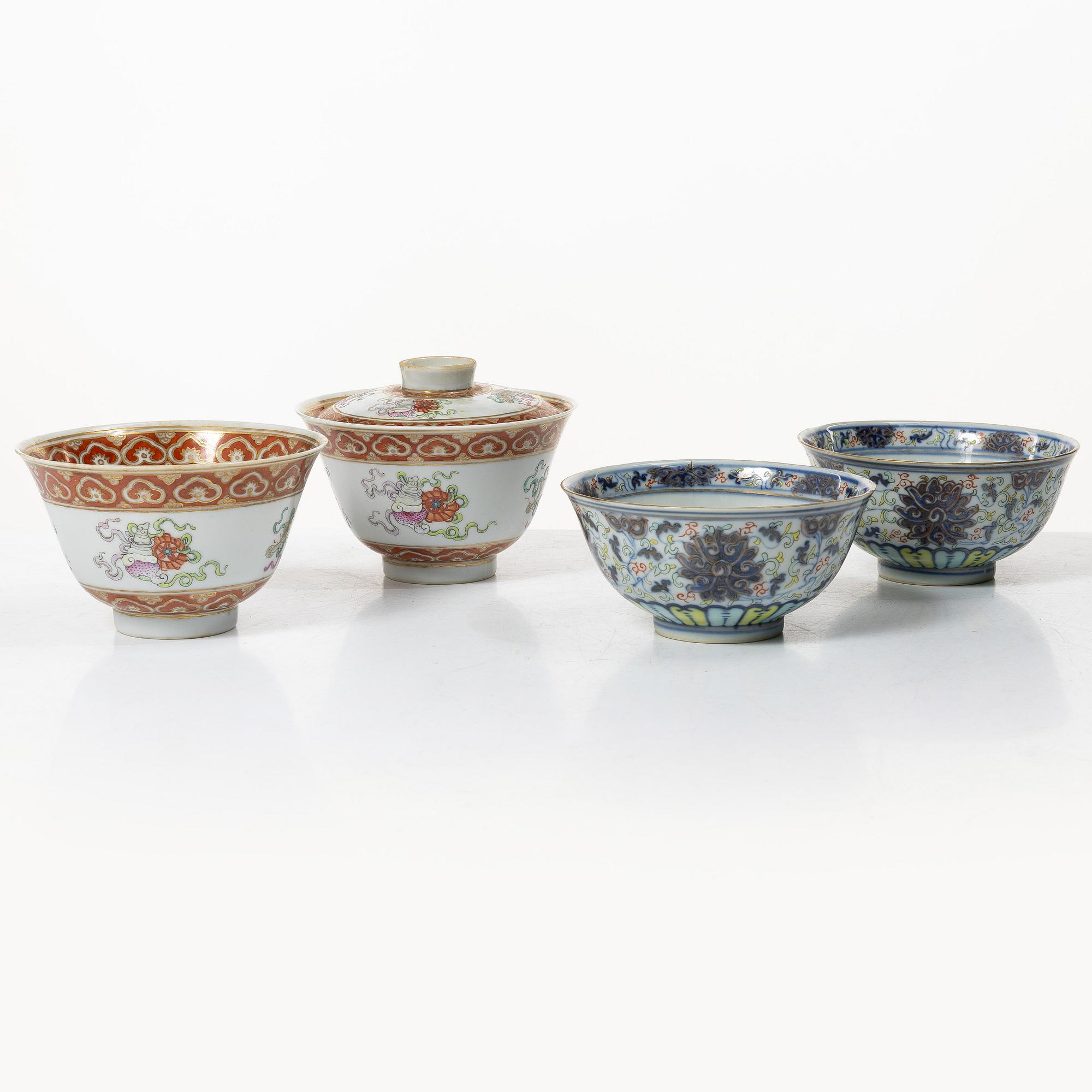 A set of four bowls and a cover, China, late Qing dynasty/early 20th century.