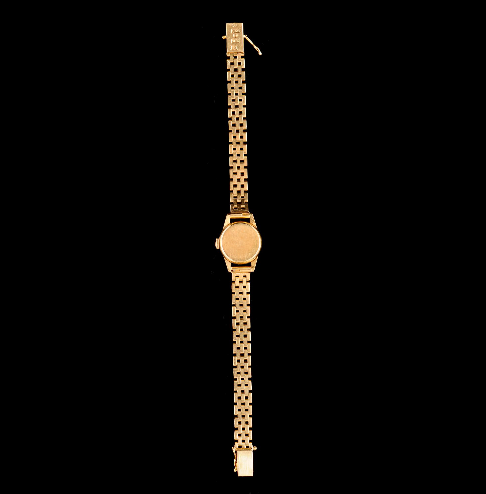 DAMARMBANDSUR, 18 k, Omega. Vikt m urverk ca 27 g.