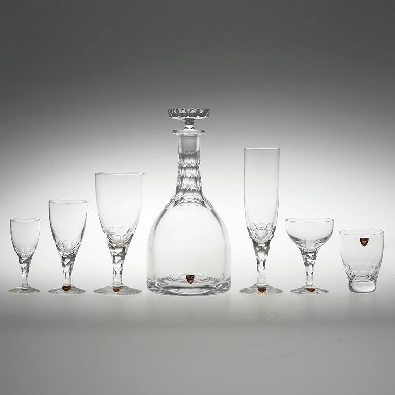 GLASSERVIS, 72 delar, "Carina", Orrefors. Formgiven av Ingeborg Lundin.