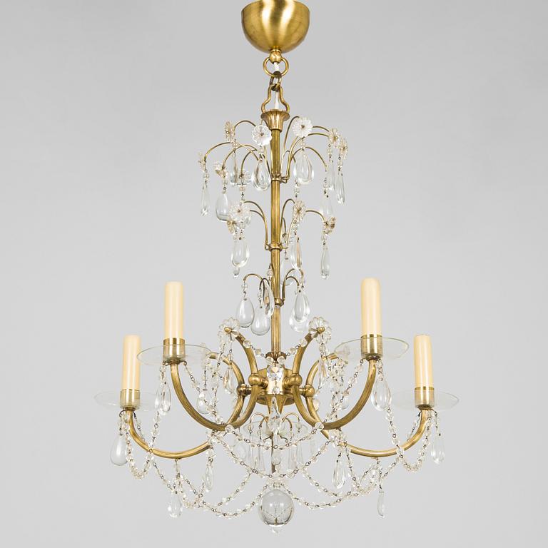 Paavo Tynell, a mid-20th century chandelier, model 1471/5 for Idman Finland.