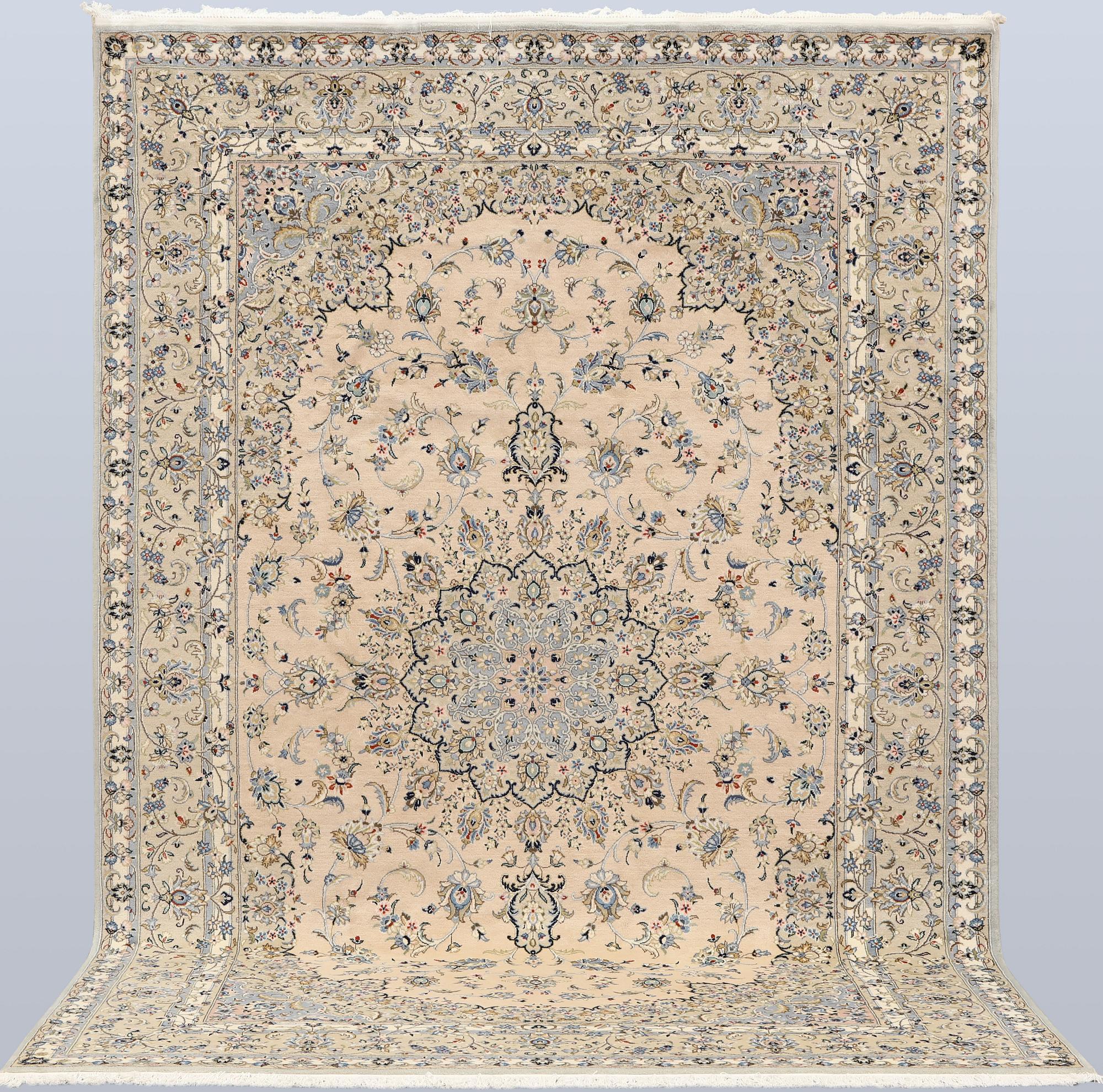 A Keshan carpet, approx. 363 x 244 cm.