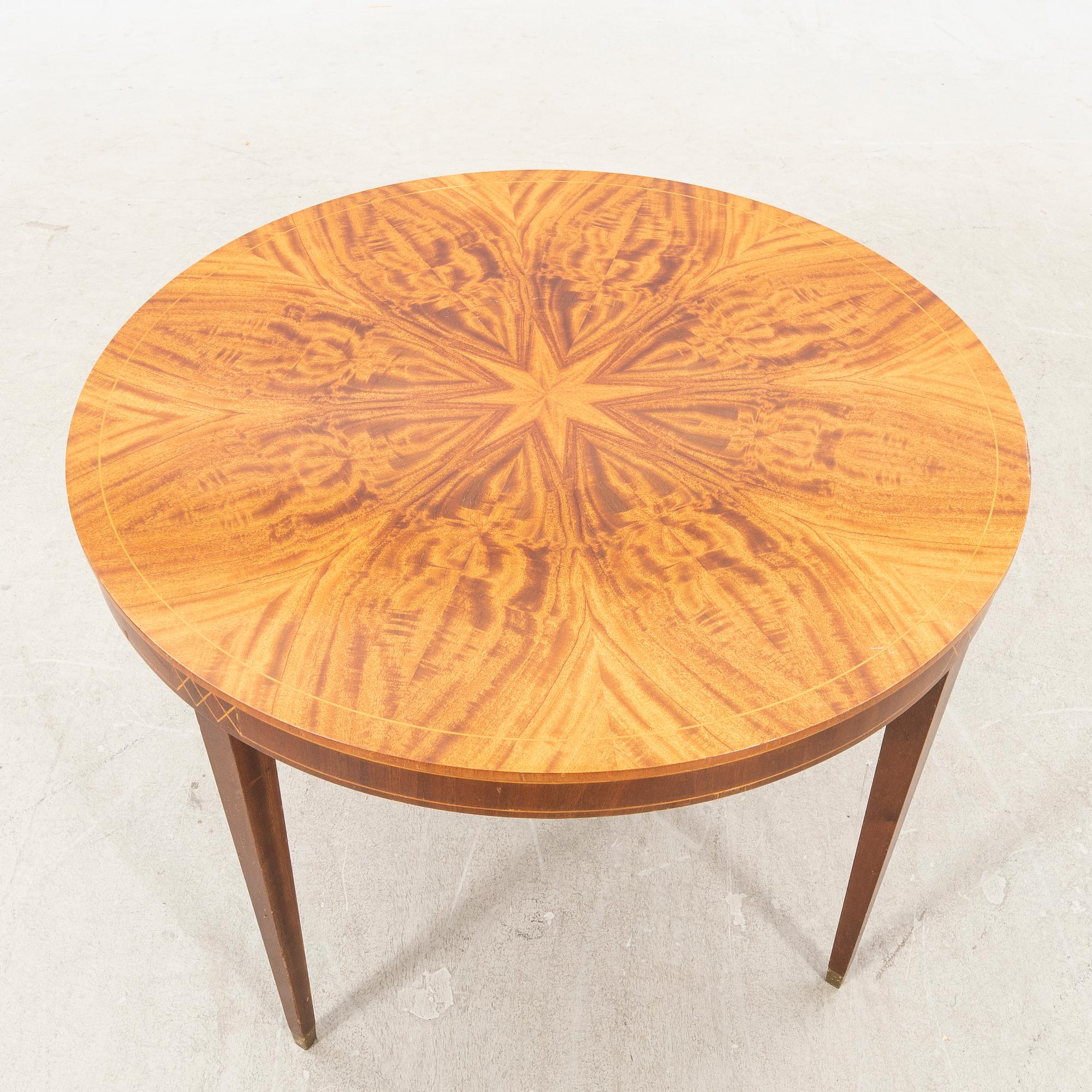 Soffbord Gustaviansk stil 1900-talets mitt.