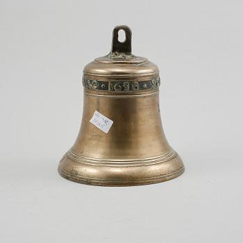 KLOCKA, mässing, daterad 1658, möjligen senare avgjutning.