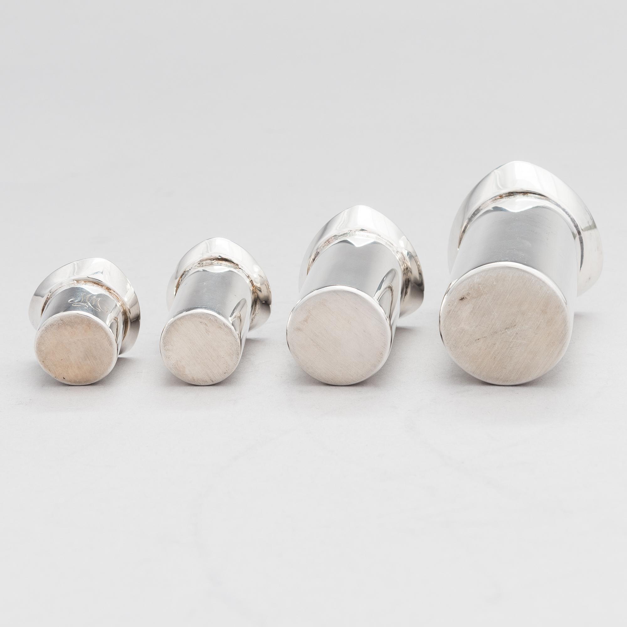 A set of four spirit measuring cups in silver (830), Kultakeskus, Hämeenlinna 1983.