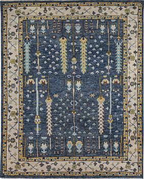 A carpet, oriental, ca 303 x 235 cm.