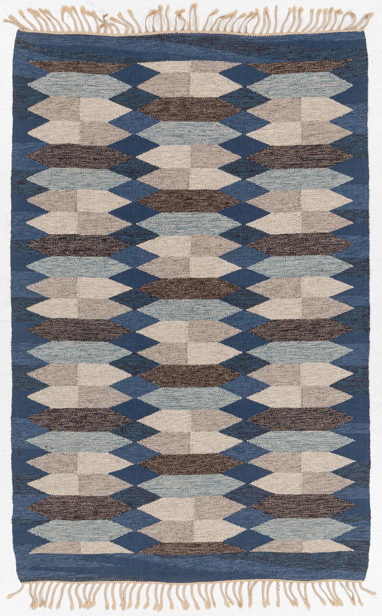 Matta, Rölakan, ca 220 x 142 cm.