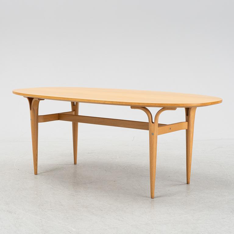 A coffee table by Piet Hein & Bruno Mathsson for Mathsson International, end of the 20th Century.