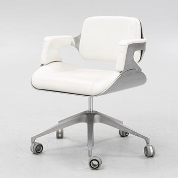 Hadi Teherani, a 'Silver 162S' desk chair, Interstuhl, Germany.