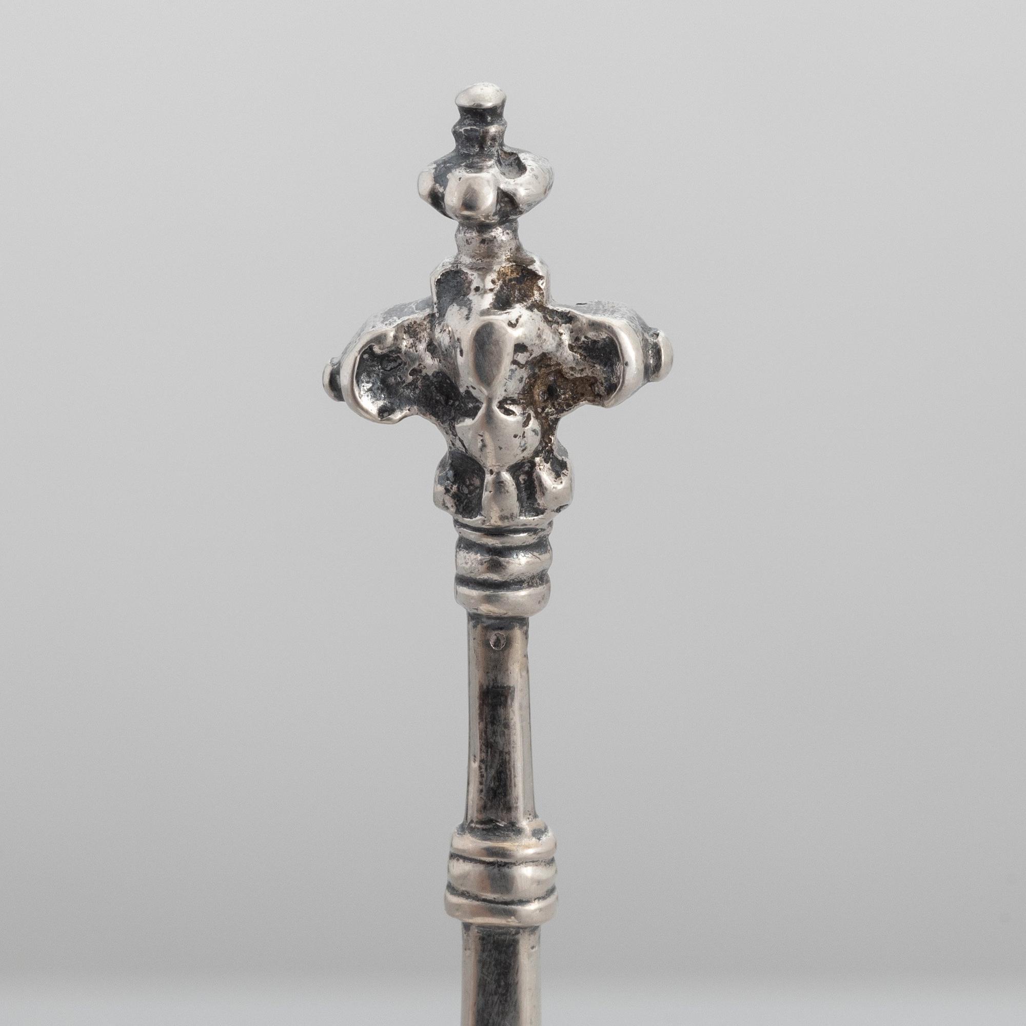 A Northern Europe early 18th Century parcel-gilt silver  spoon, unidentified marks.