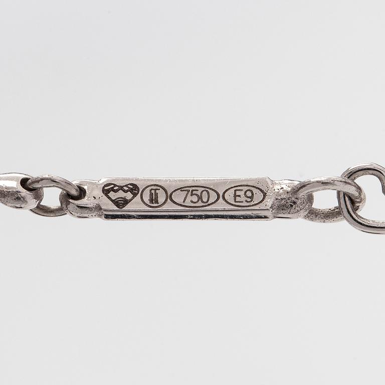 Kalevala Koru, collier, "Polaris", 18K vitguld och briljantslipade diamanter, Kirsti Doukas, 2006.