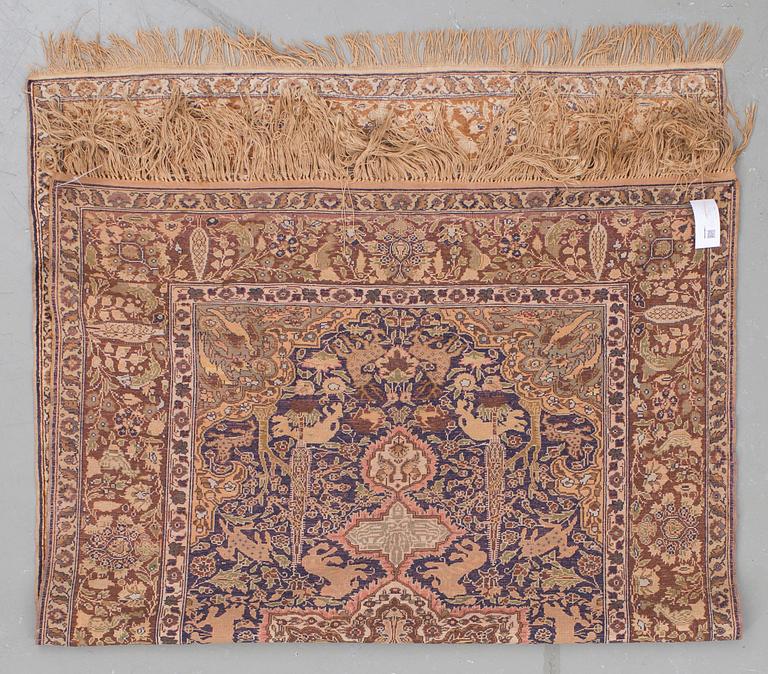 MATTA. Semiantik, Kayseri, merceriserad bommul i relief. Ca  180 x 120 cm.
