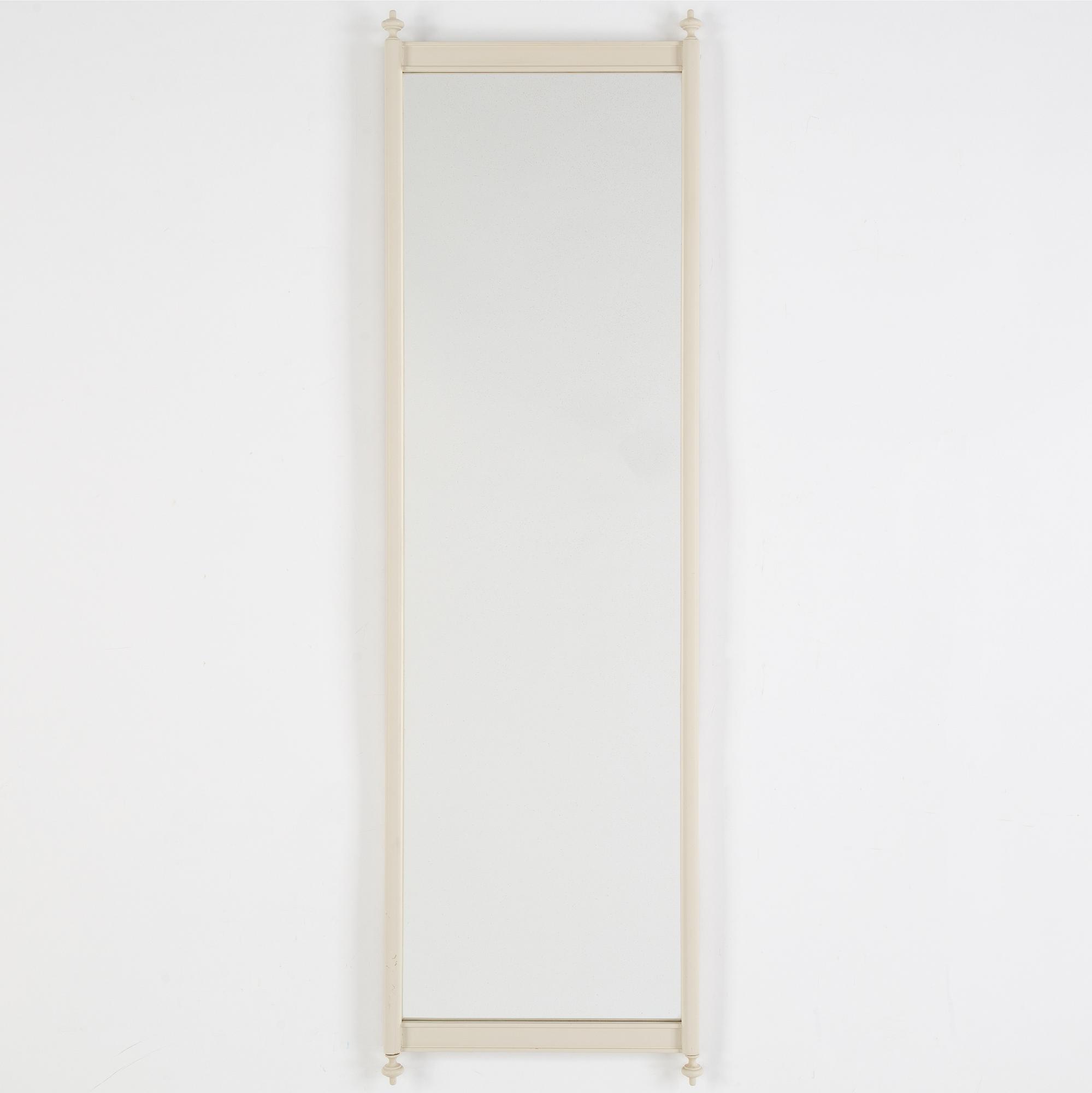 A painted mirror, first half of the 20th Century.
