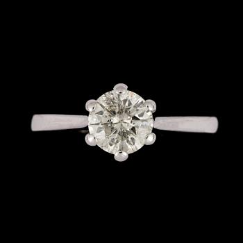 351. A brilliant cut diamond ring, tot. app. 1 cts.