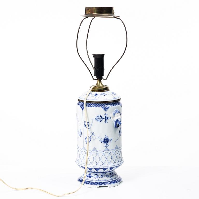 Royal Copenhagen, bordslampa, porslin, "Musselmalet", 1894-1900, Danmark.