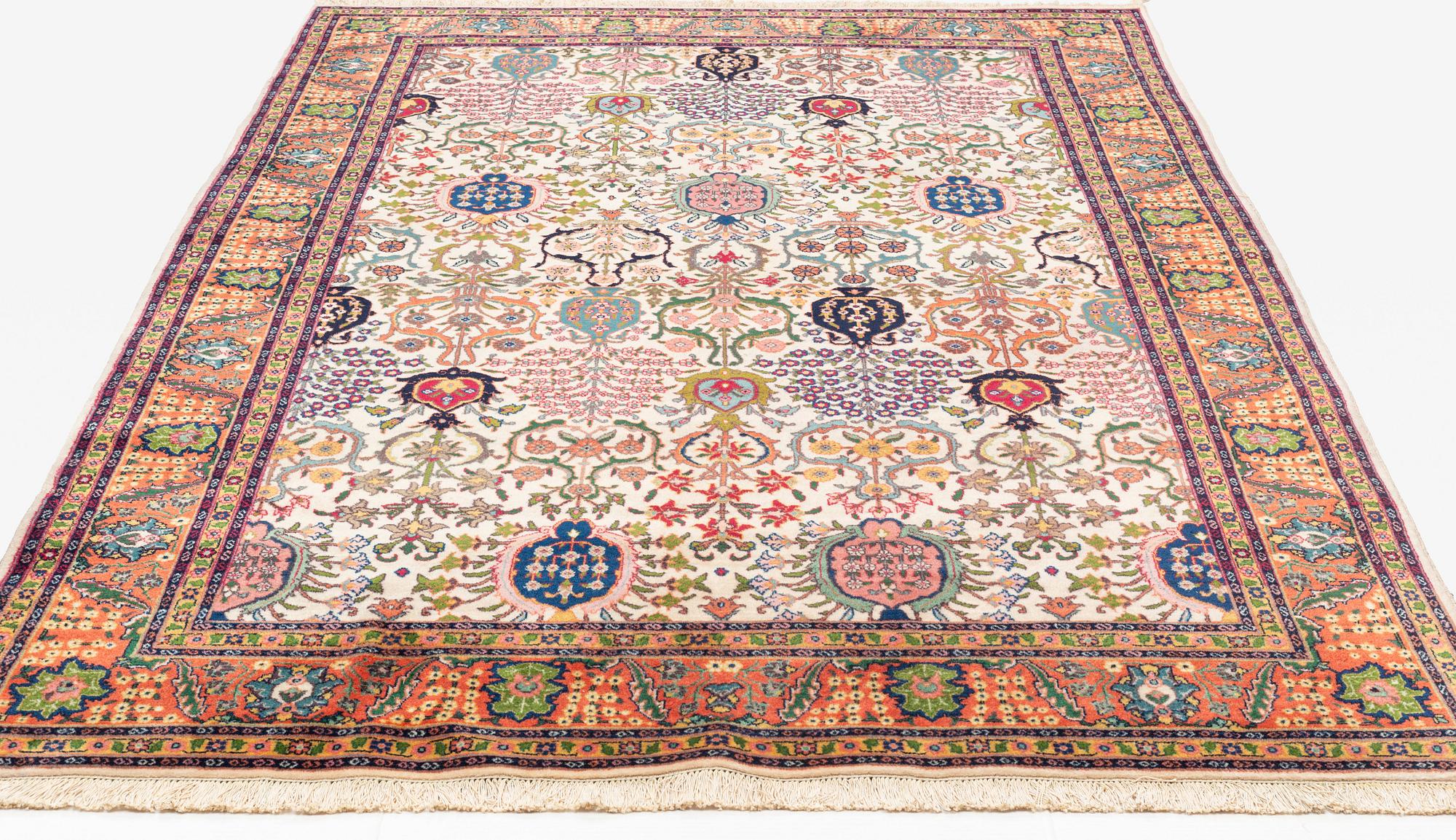 Matta, semiantik, Täbris, ca 286 x 190 cm.
