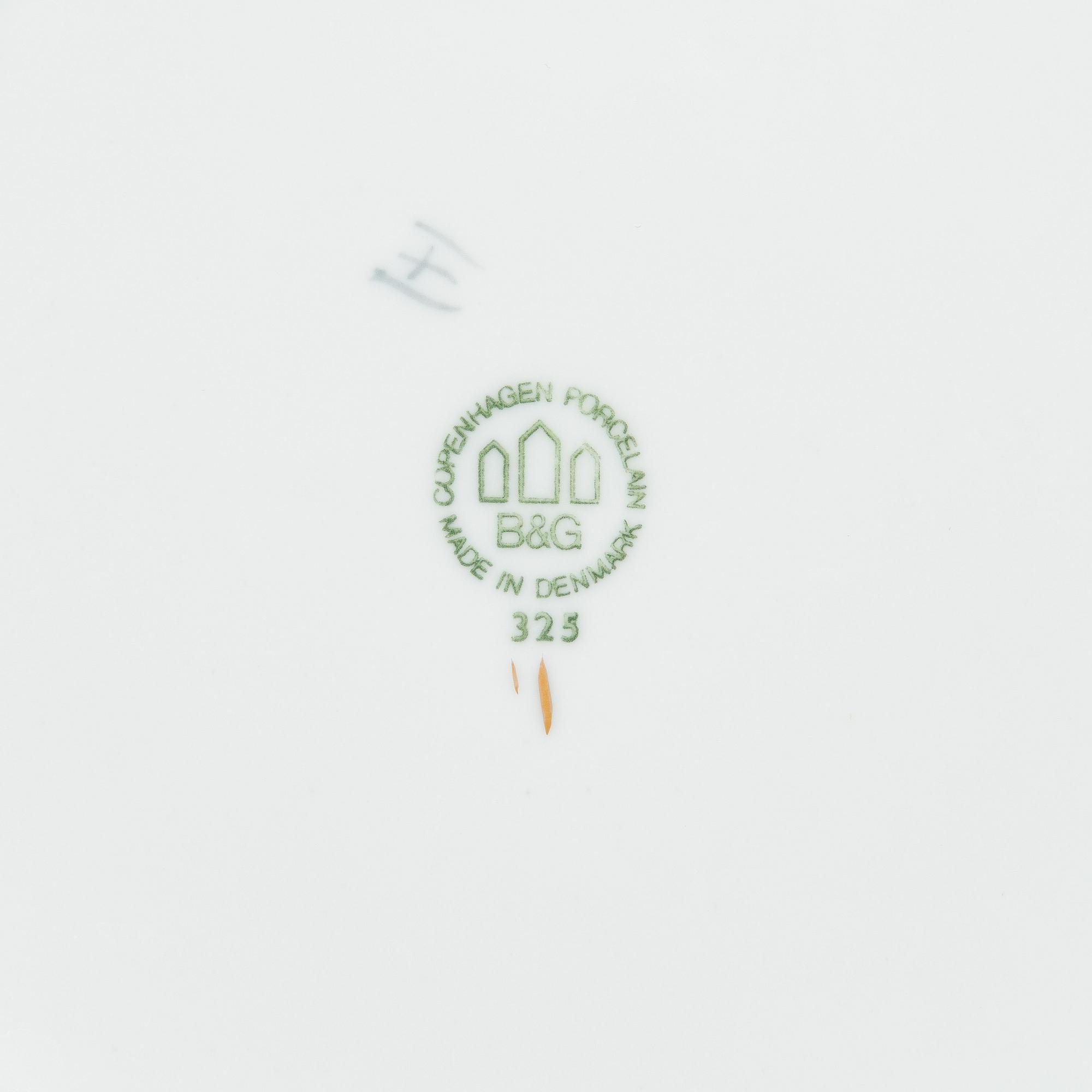 Servis, ca 117 delar, porslin, "Måsen", Bing & Gröndahl, Köpenhamn.