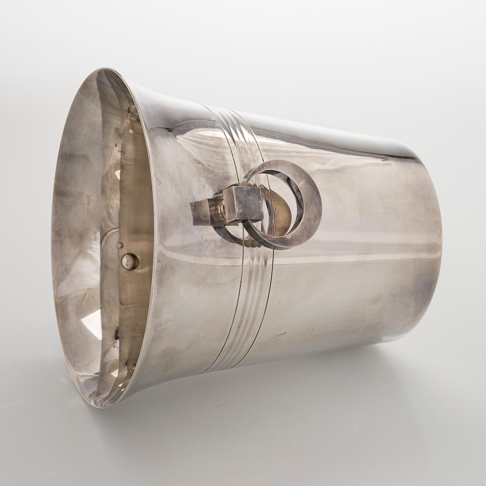 A champagne cooler, France, first half of the 20th century.