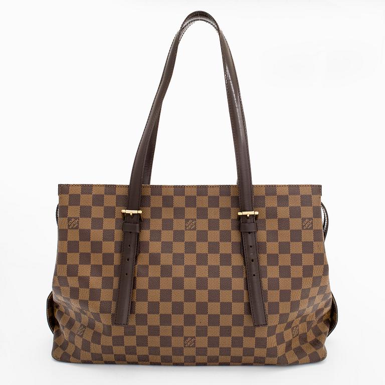 Louis Vuitton, a Damier Ebene 'Chelsea' bag.