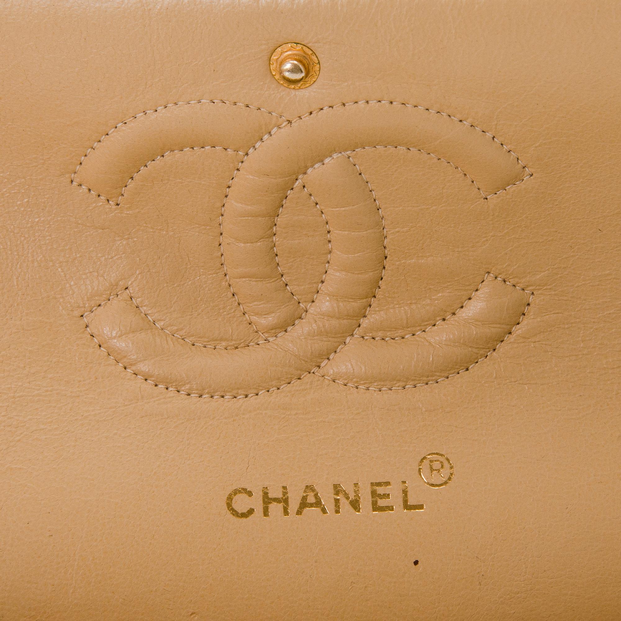 CHANEL, "Double Flap bag", LAUKKU.