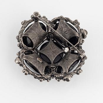 Chanel, brosch, 2022.