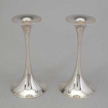 TAPIO WIRKKALA, ljusstakar, ett par, sterling, Kultakeskus, Finland 1972.