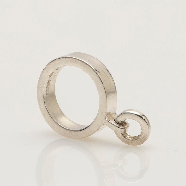 Efva Attling, halsband, ring, ett par örhängen, "Ring Chain", sterling silver.