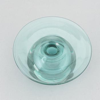A signed 'Saturn' glass vase by Nanny Still, Riihimäen Lasi Oy, Finland.