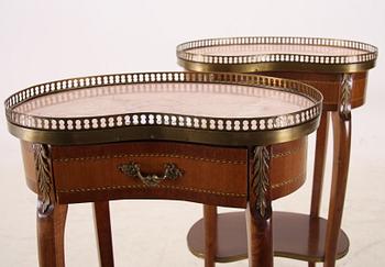 LAMPBORD, ett par, Louis XVI-stil, Spanien, 1900-talets mitt.