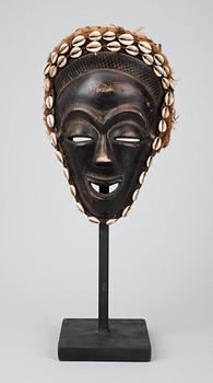 MASK, Afrika, 1900-tal.