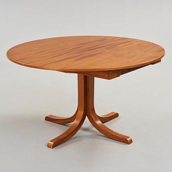 Josef Frank, a mahogany dining table, Svenskt Tenn, model 771.