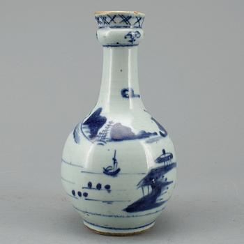 FLASKA, porslin, Kina, 1800-tal.