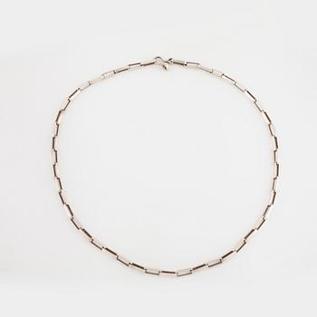 KARL-INGEMAR JOHANSSON, Göteborg, 1988, a necklace.