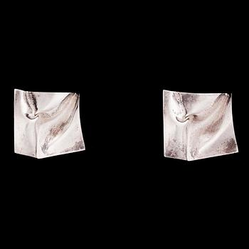 Björn Weckström, A PAIR OF CUFFLINKS.