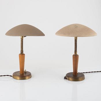 Bertil Brisborg, bordslampor 1 par, modell "32745", Nordiska Kompaniet , 1940-50-tal.