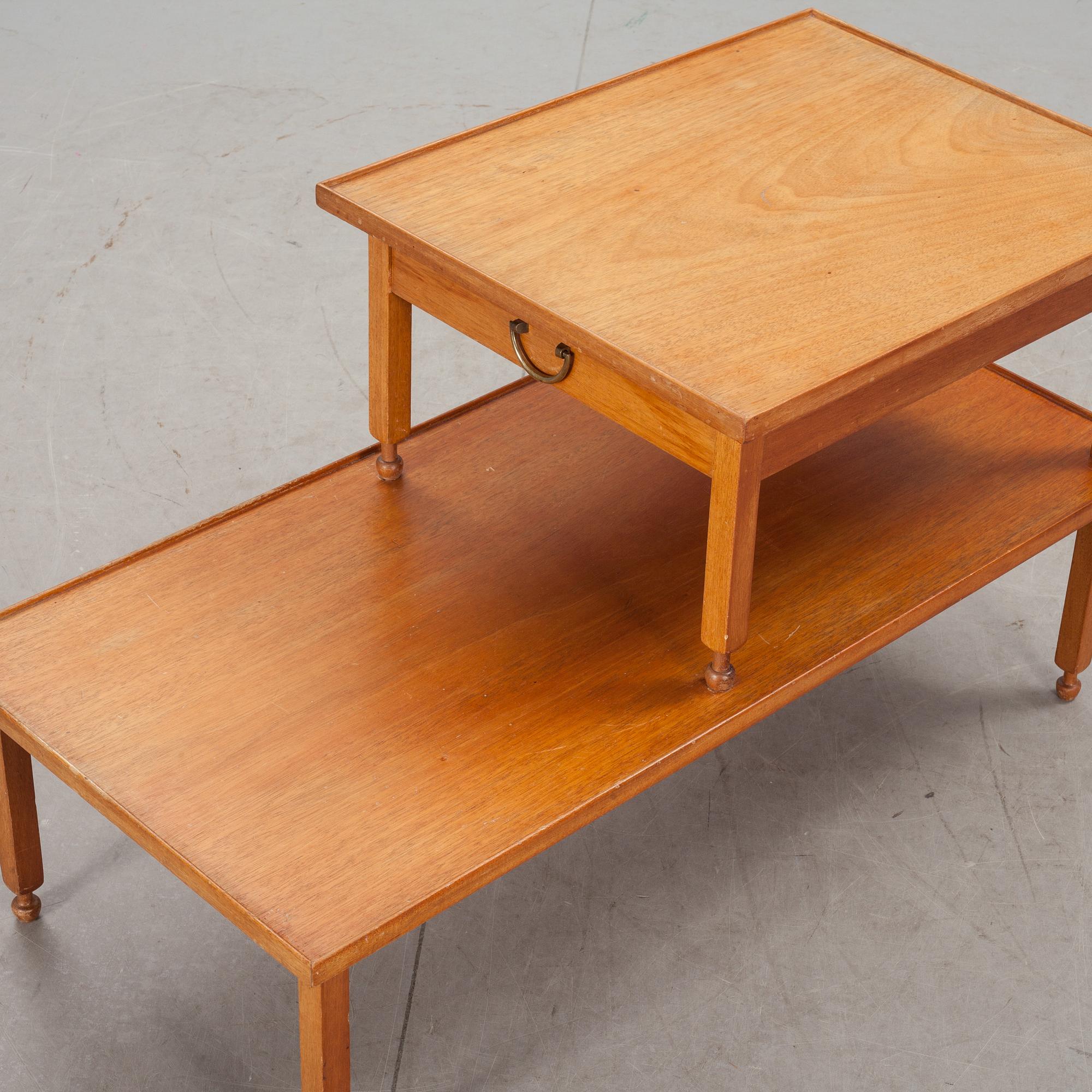 NATTYGSBORD, Josef Frank, Firma Svenskt Tenn, modell 1073.